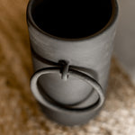 Vase brut poterie Big Ring noir claycraft